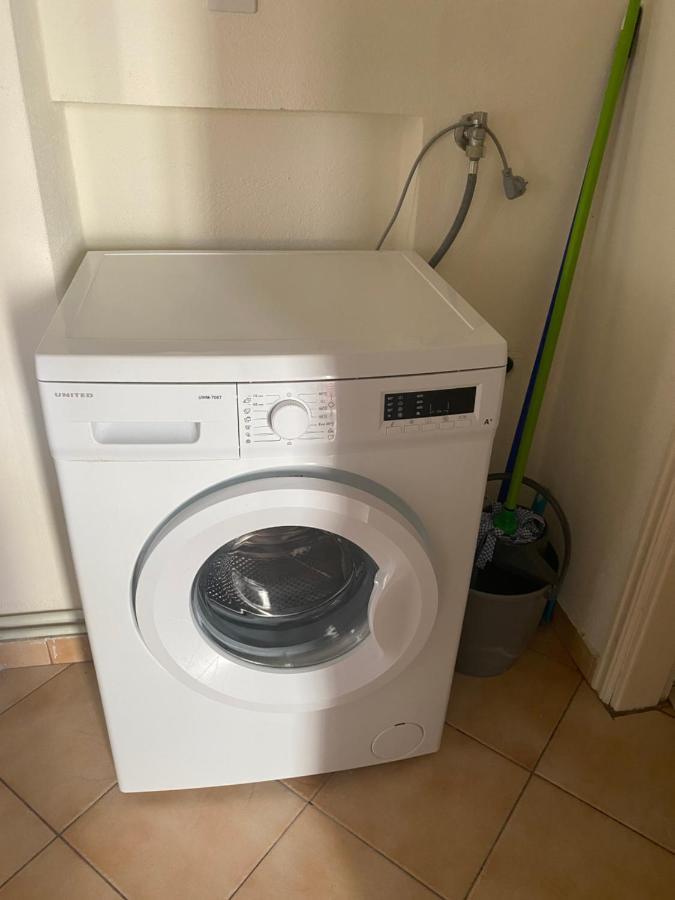 Kelesi Apartments Nea Kallikrateia Екстер'єр фото